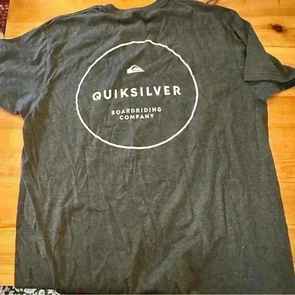 Quiksilver T-shirt - Picture 4 of 6